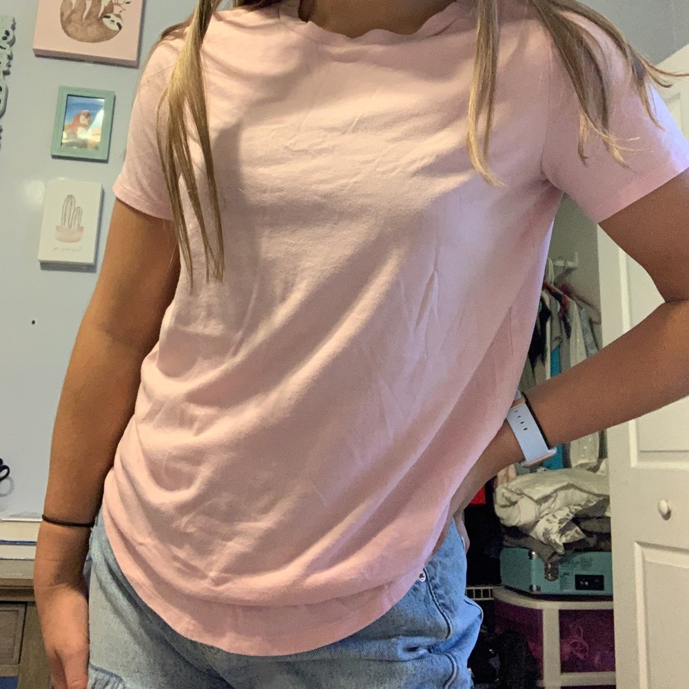 VS Pink Tee